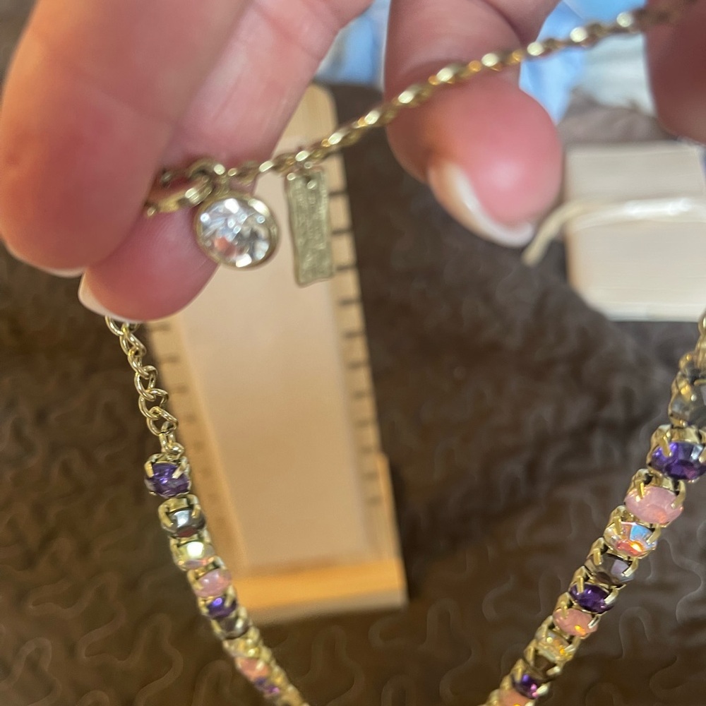 Necklace with purple, pink, clear, tan stones. - Picture 4 of 4